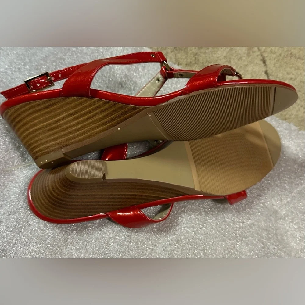 Bandolino Red Patent T-Strap Wedge Heels with Gold Accents
